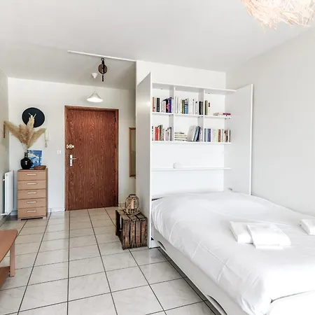 Cheverny Furnished Flat Lägenhet
