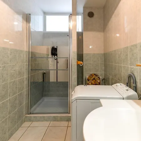 Cheverny Furnished Flat Lägenhet Aix-les-Bains
