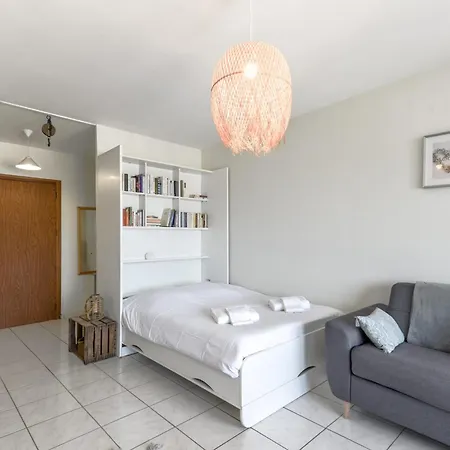 Cheverny Furnished Flat Lägenhet