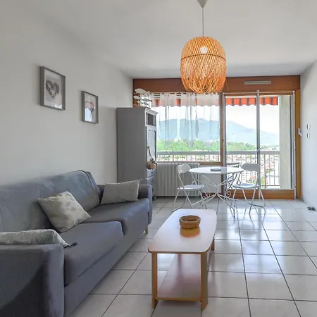 Cheverny Furnished Flat Lägenhet *